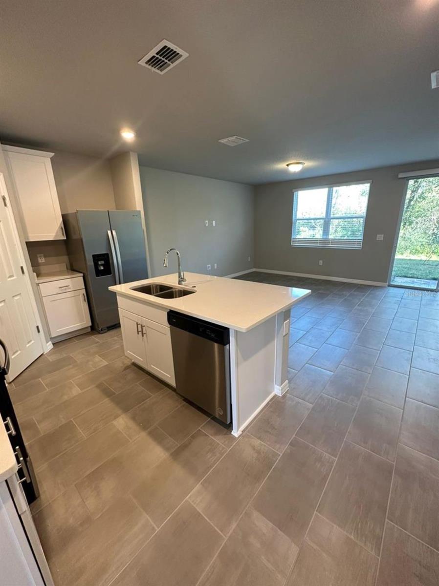 652 LEGACY LOOP