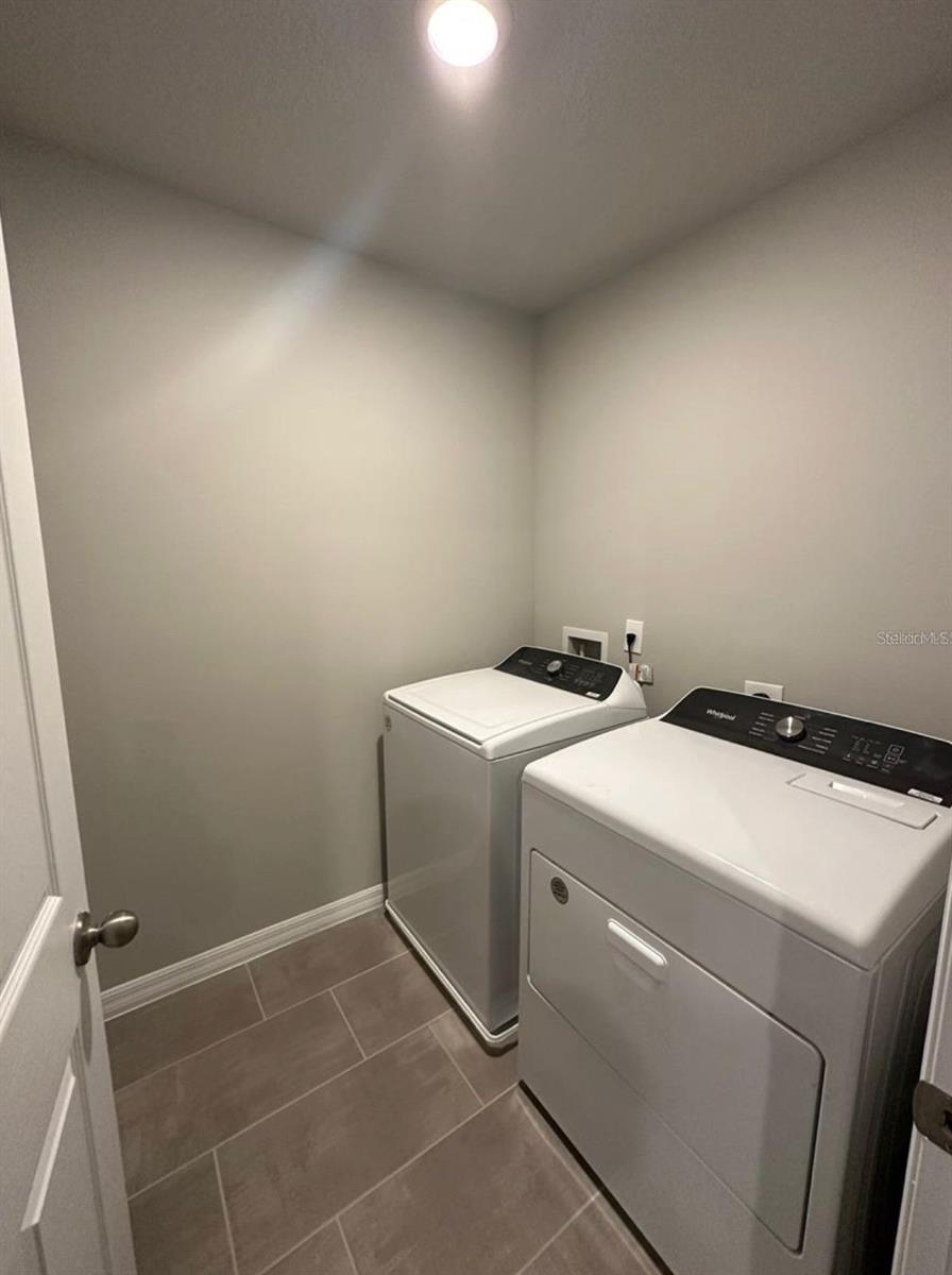 652 LEGACY LOOP