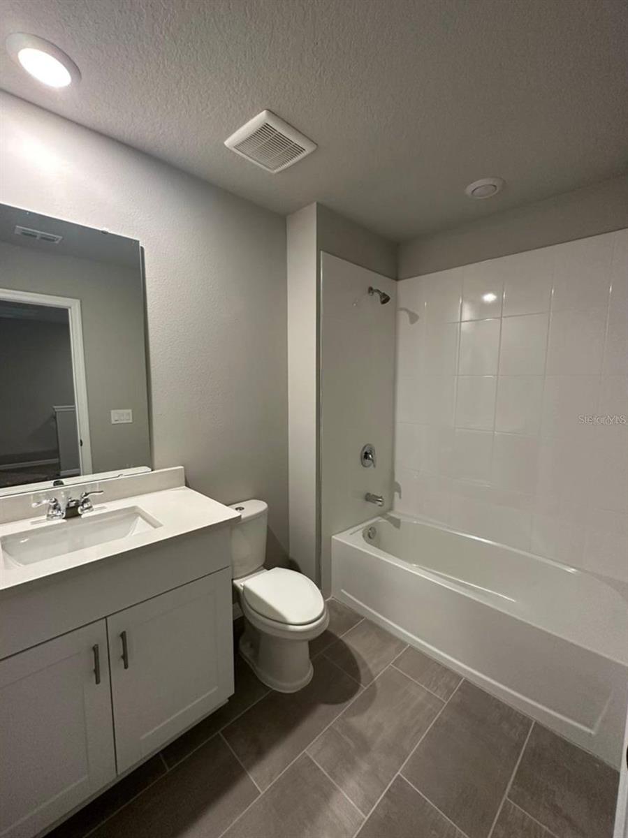 652 LEGACY LOOP