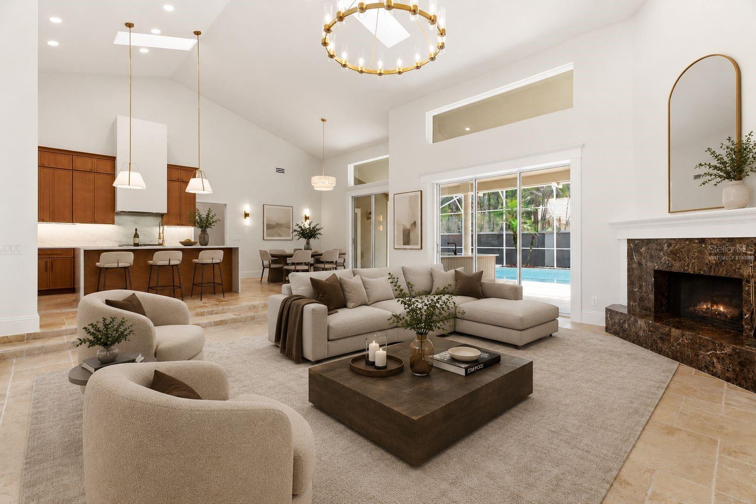 8935 JONATHAN MANOR DR