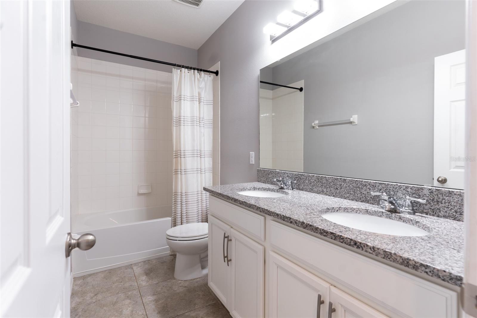 5024 PALMETTO PARK DR