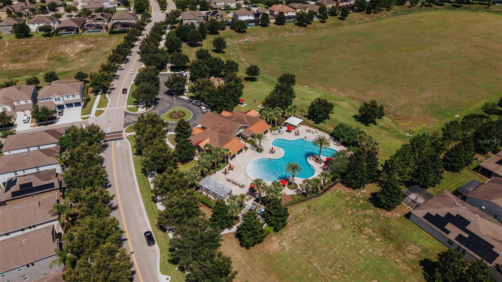 5024 PALMETTO PARK DR
