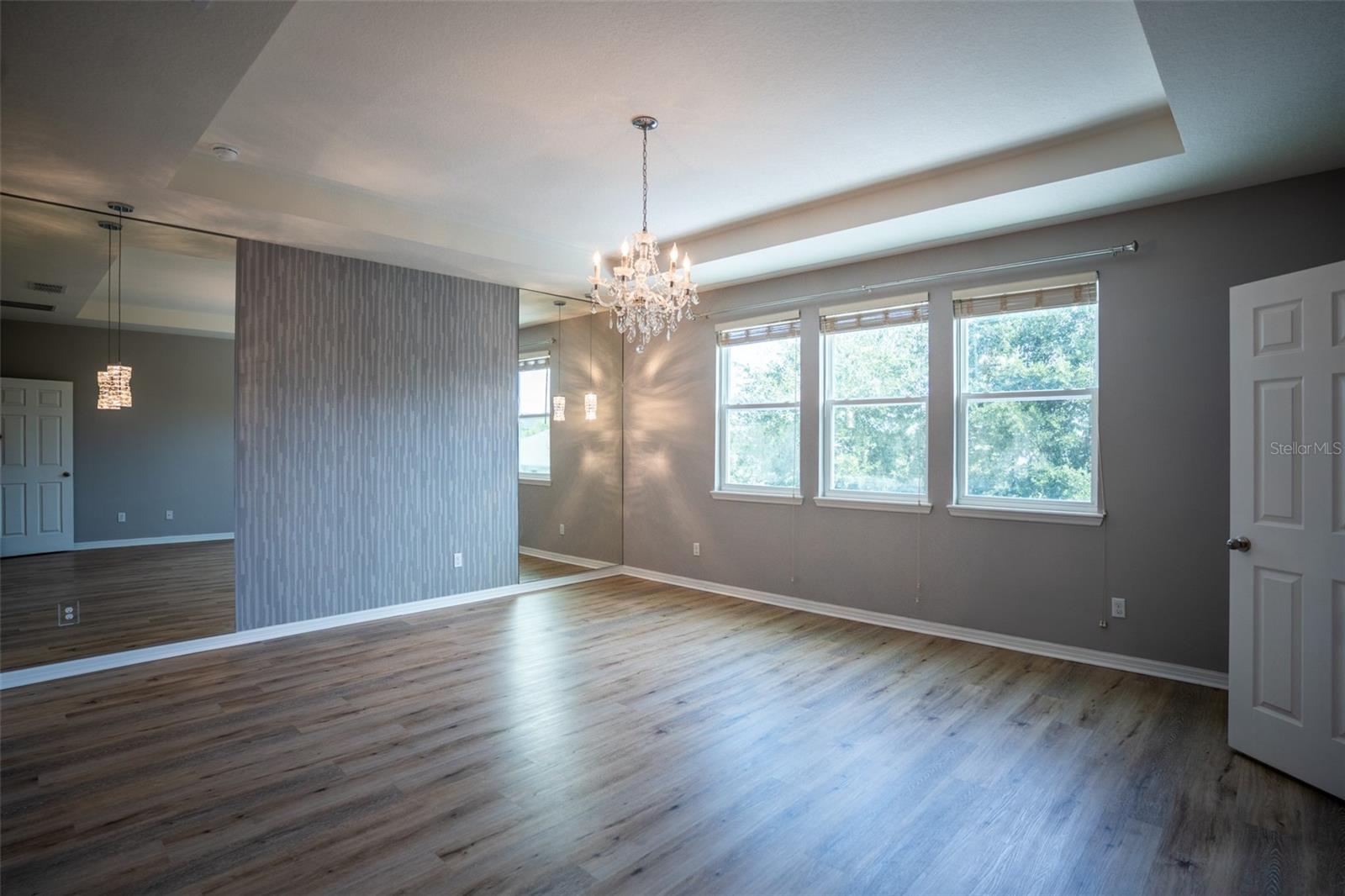 5024 PALMETTO PARK DR