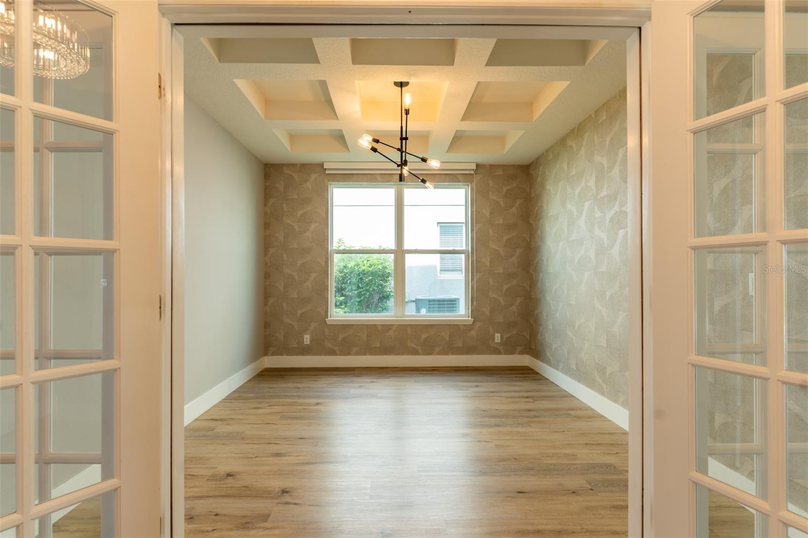 5024 PALMETTO PARK DR