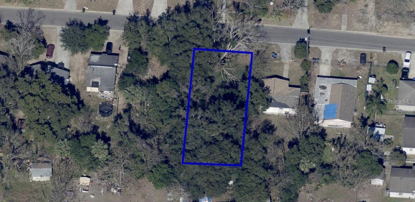 12 W ELLA J GILMORE ST
