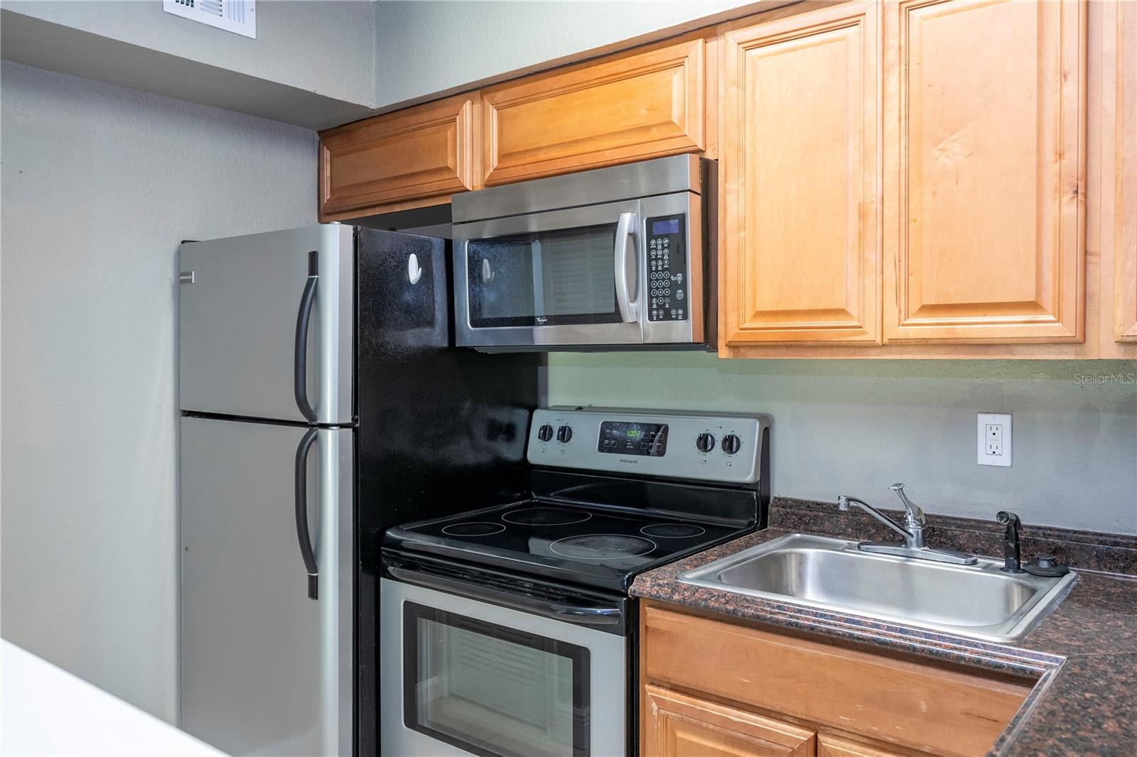 2210 YANKEE PL #316