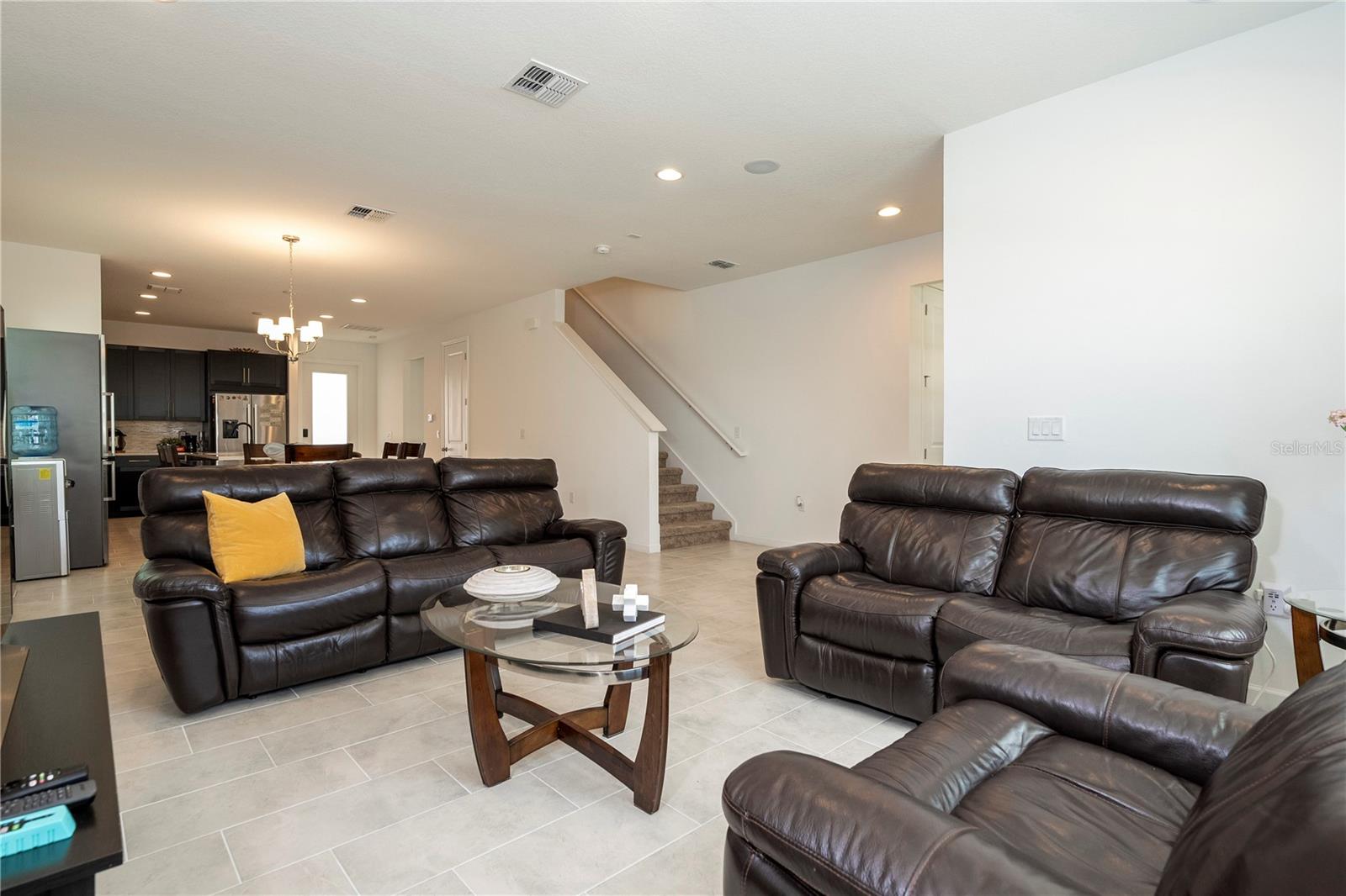 5320 LAKE VIRGINIA ST