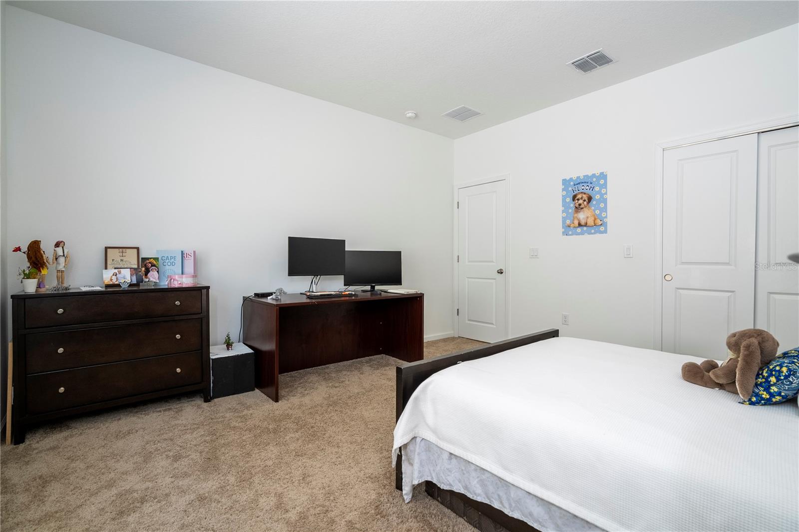 5320 LAKE VIRGINIA ST