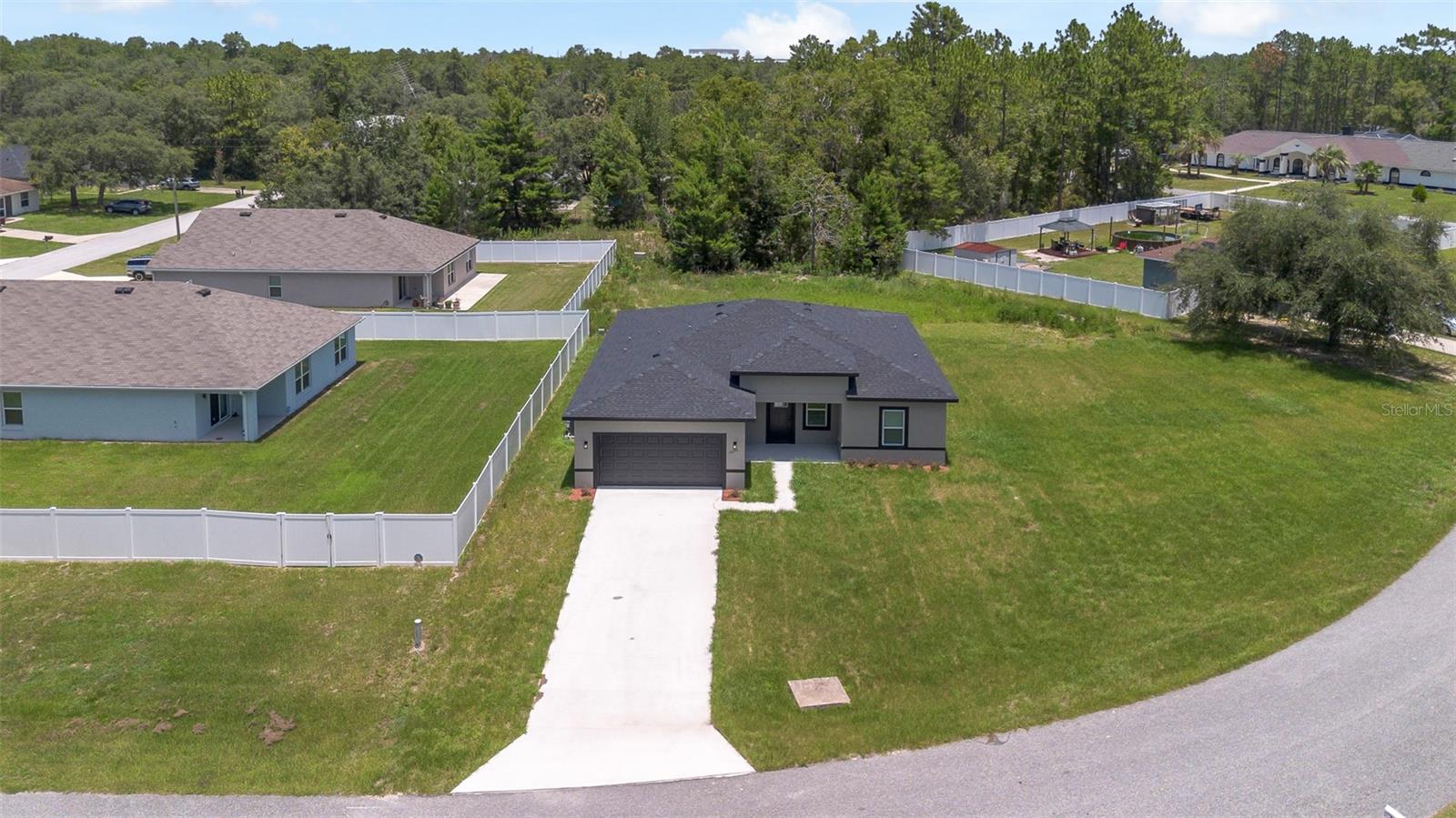 15690 SW 49TH AVENUE RD