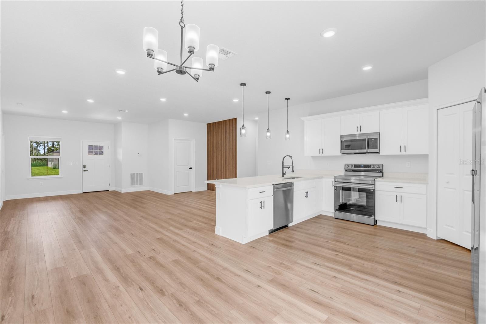 15690 SW 49TH AVENUE RD