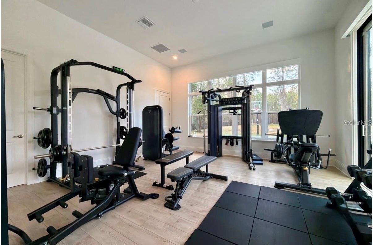 15926 PENDIO DR