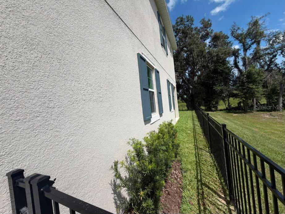 15075 TEA TREE DR