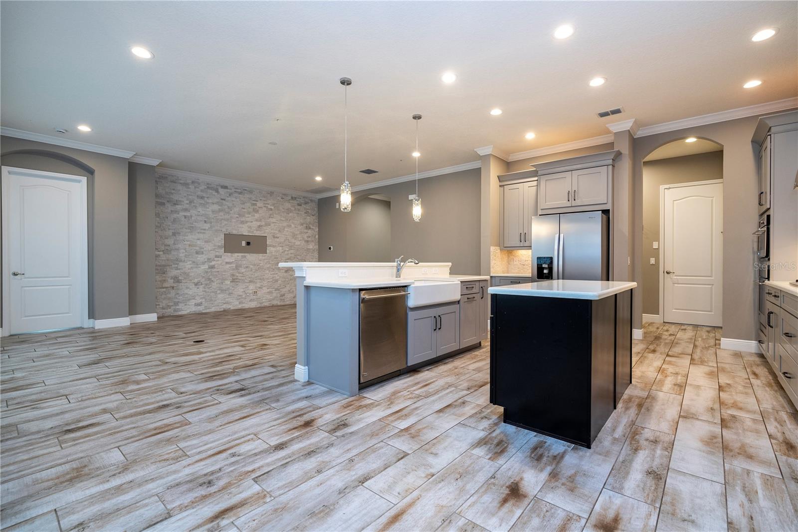 7573 GREEN MOUNTAIN WAY