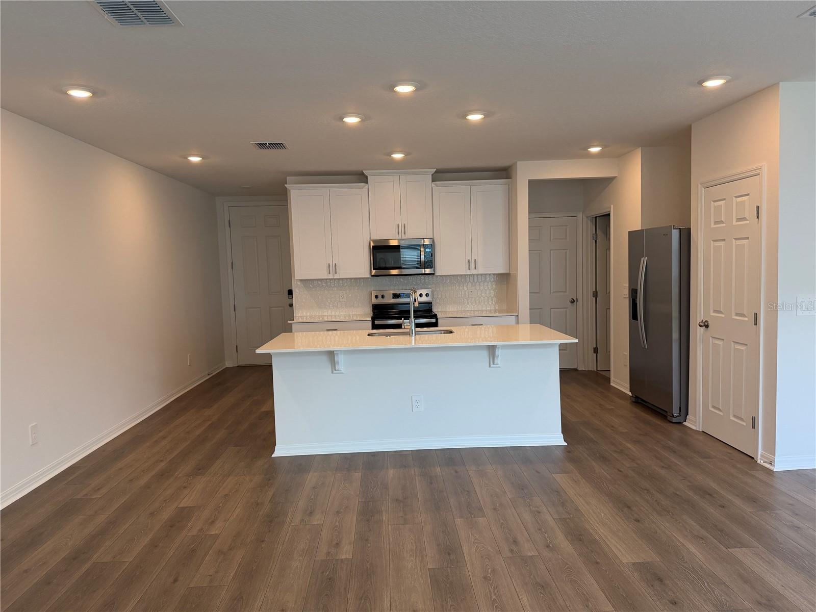 4543 RANGELAND WAY