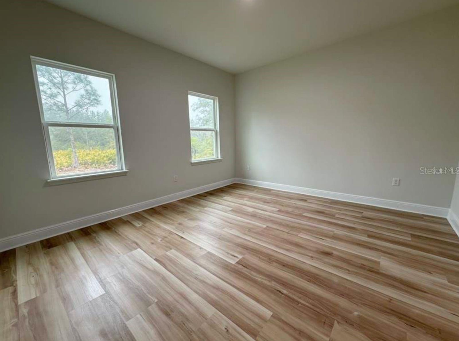 3383 LOVELAND BLVD