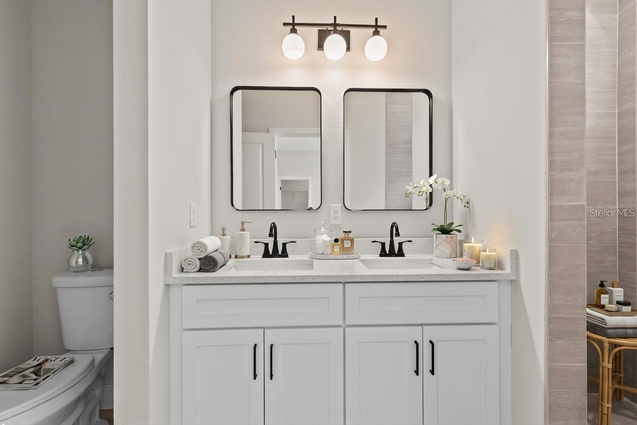 439 E 13TH ST