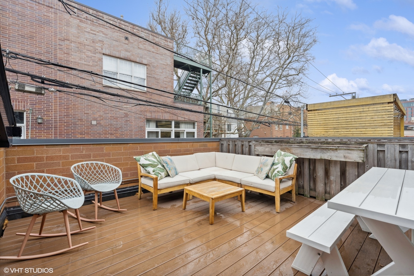 1040 W Altgeld Street Unit: 1N