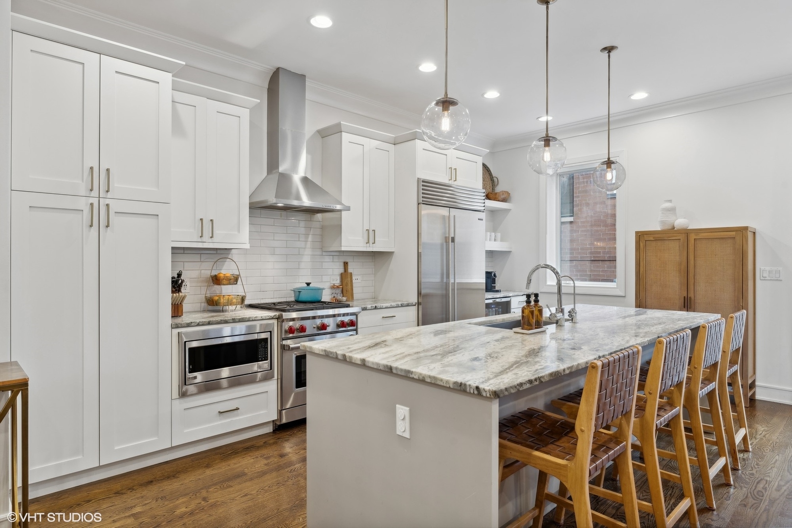 1040 W Altgeld Street Unit: 1N