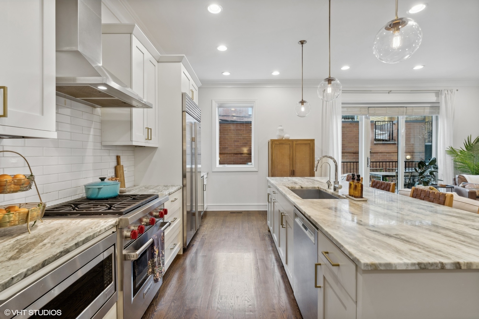 1040 W Altgeld Street Unit: 1N