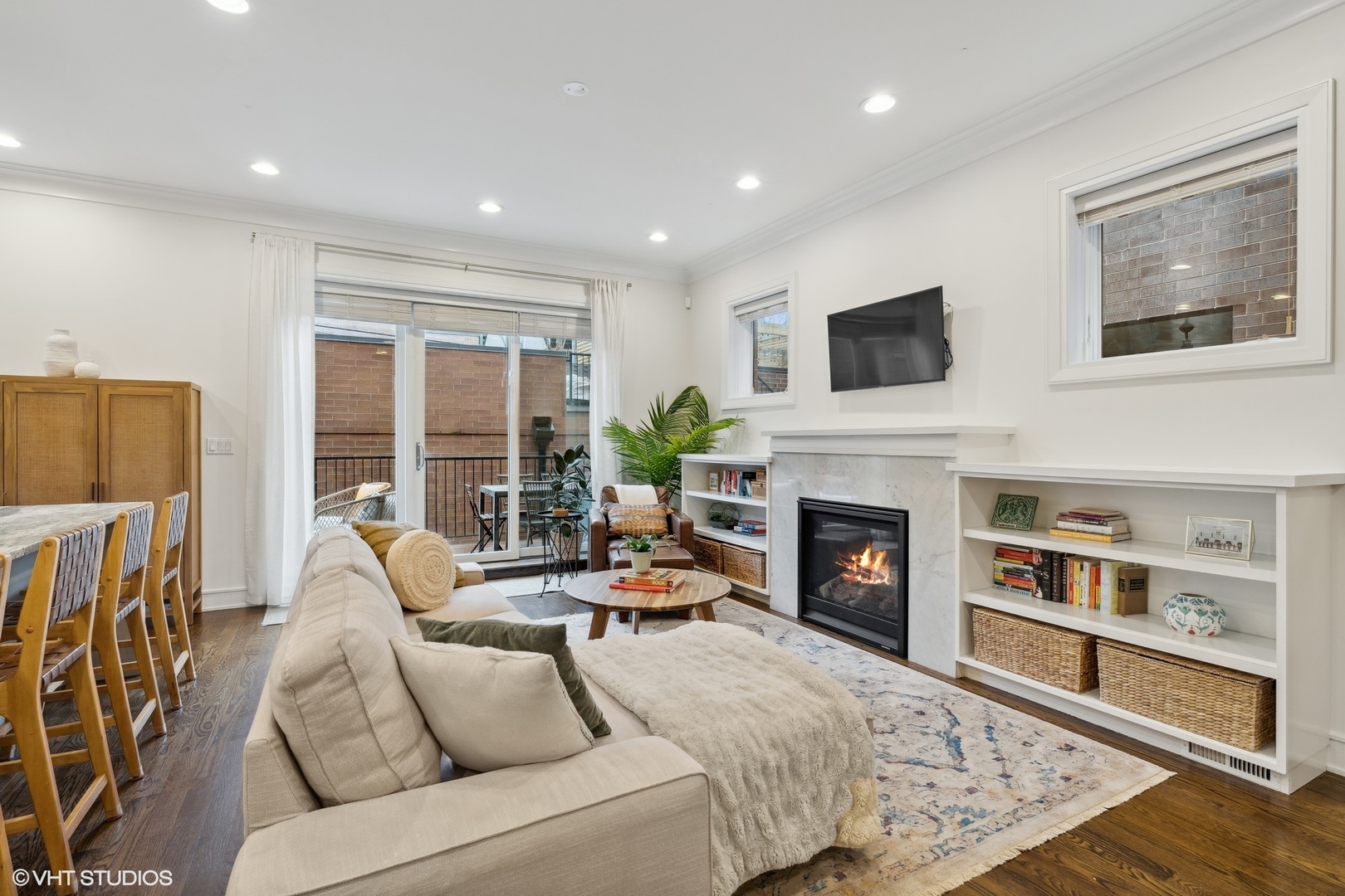 1040 W Altgeld Street Unit: 1N