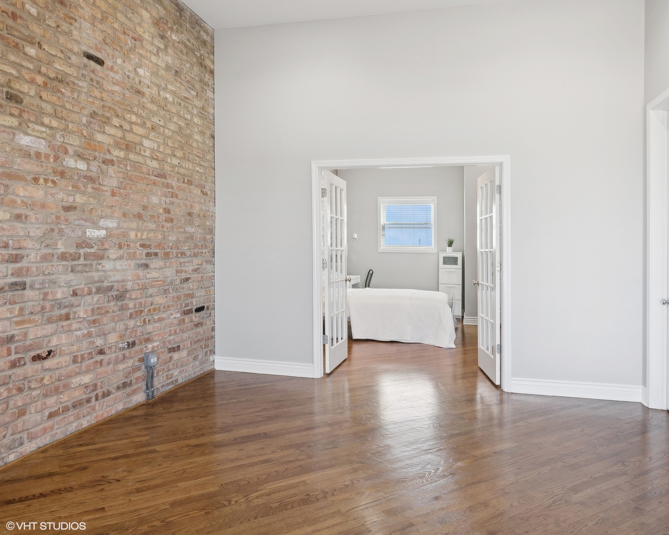2039 W Belmont Avenue Unit: 4E