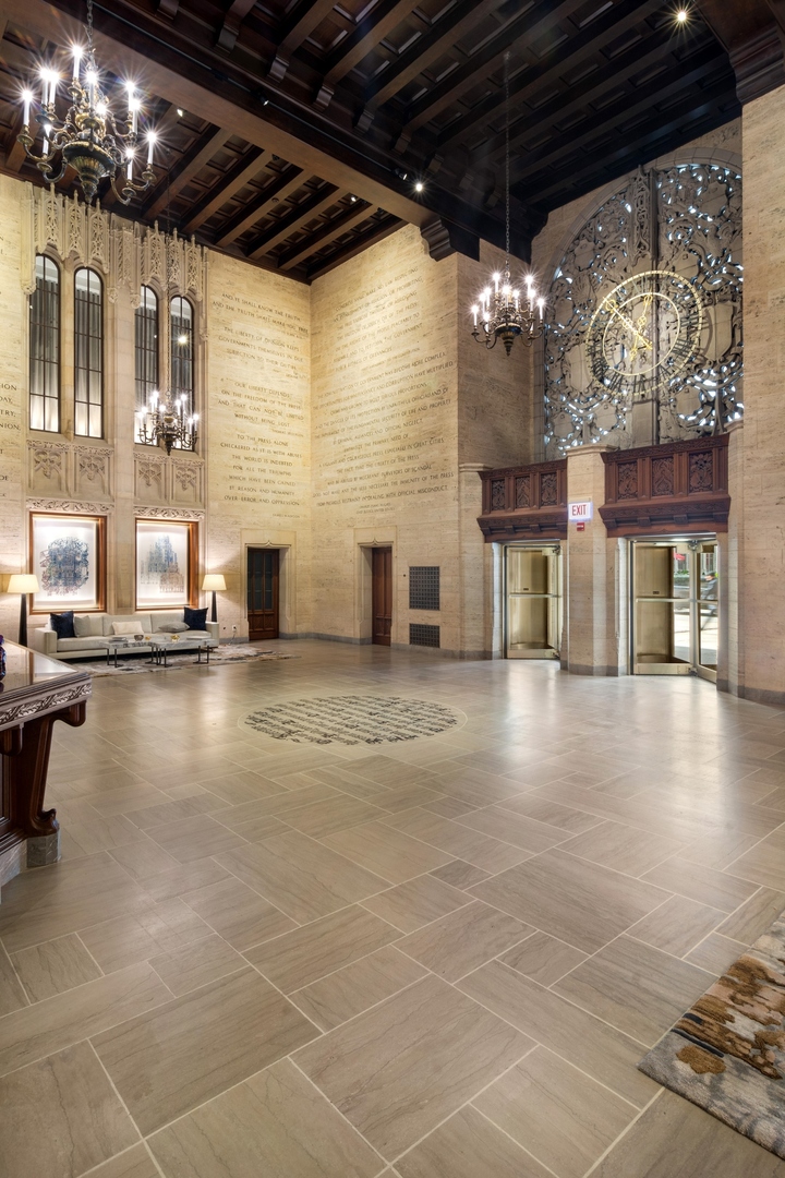 435 N Michigan Avenue Unit: 516