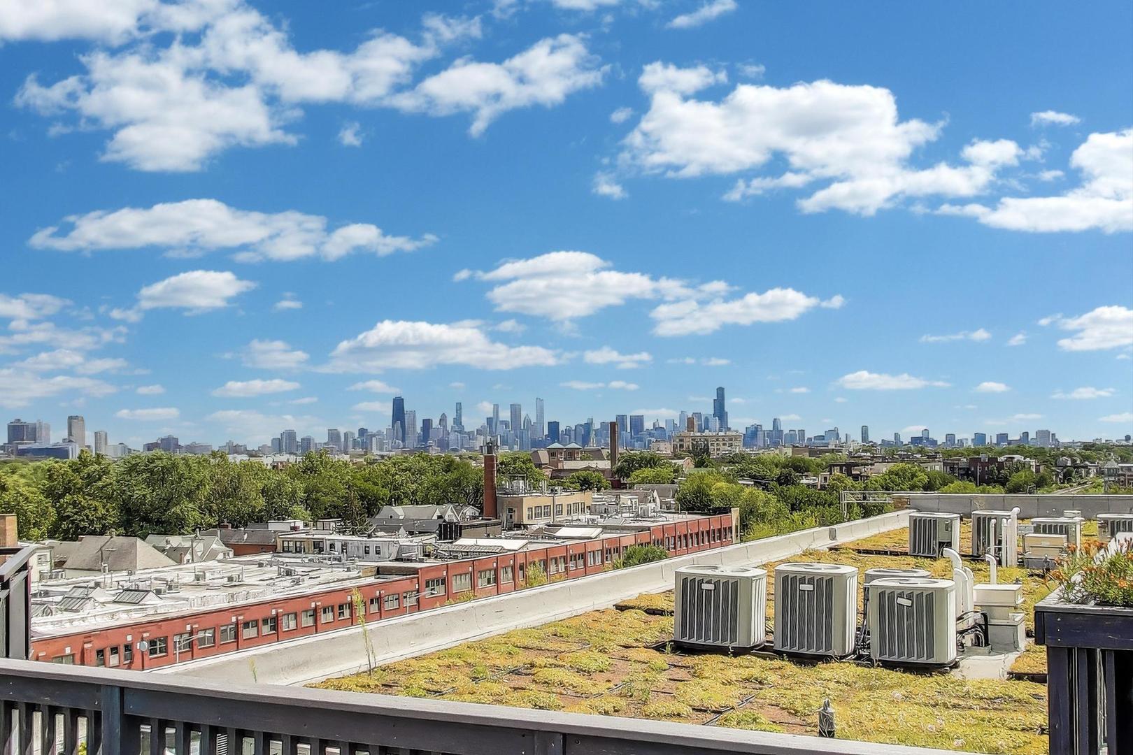 1800 W Grace Street Unit: 304