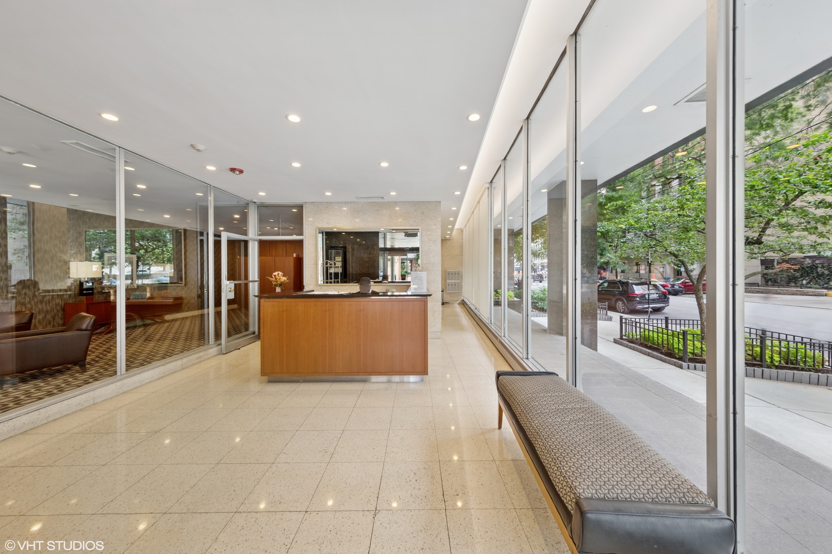 850 N Dewitt Place Unit: 18G