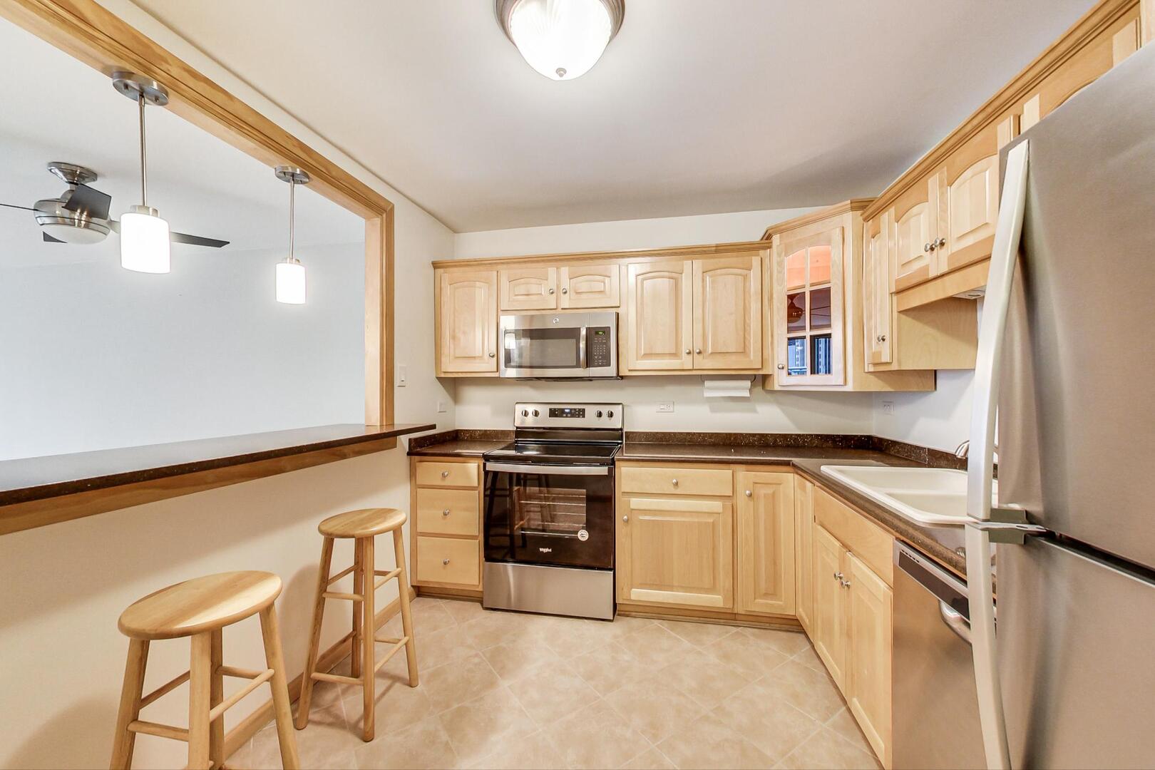 211 E Ohio Street Unit: 2209