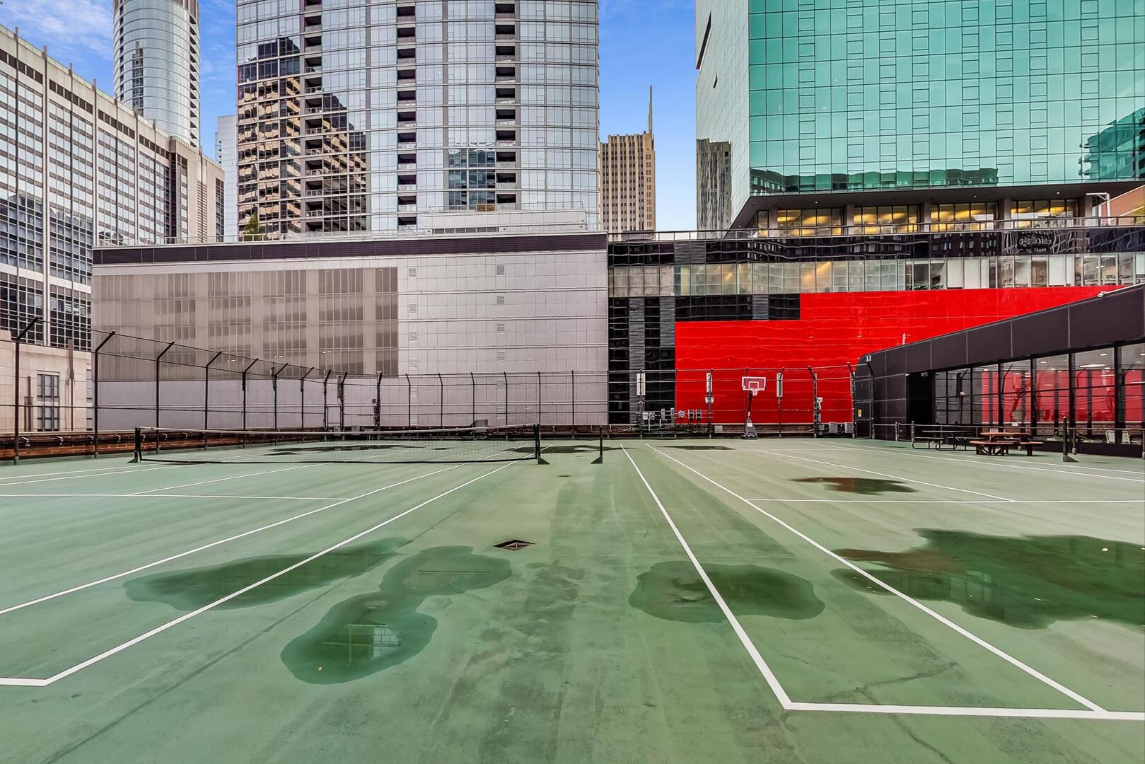 211 E Ohio Street Unit: 2209