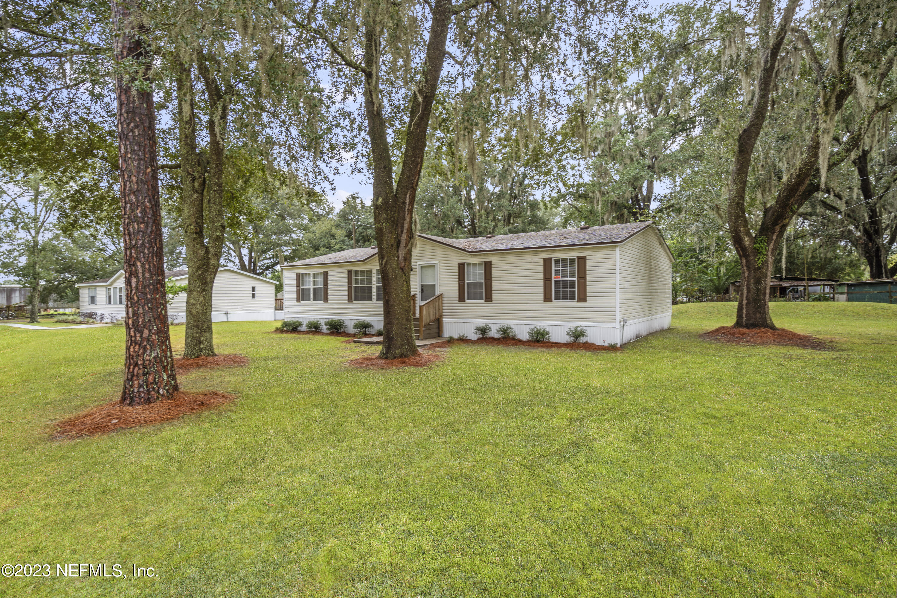 8990 COUNTY ROAD 229 S