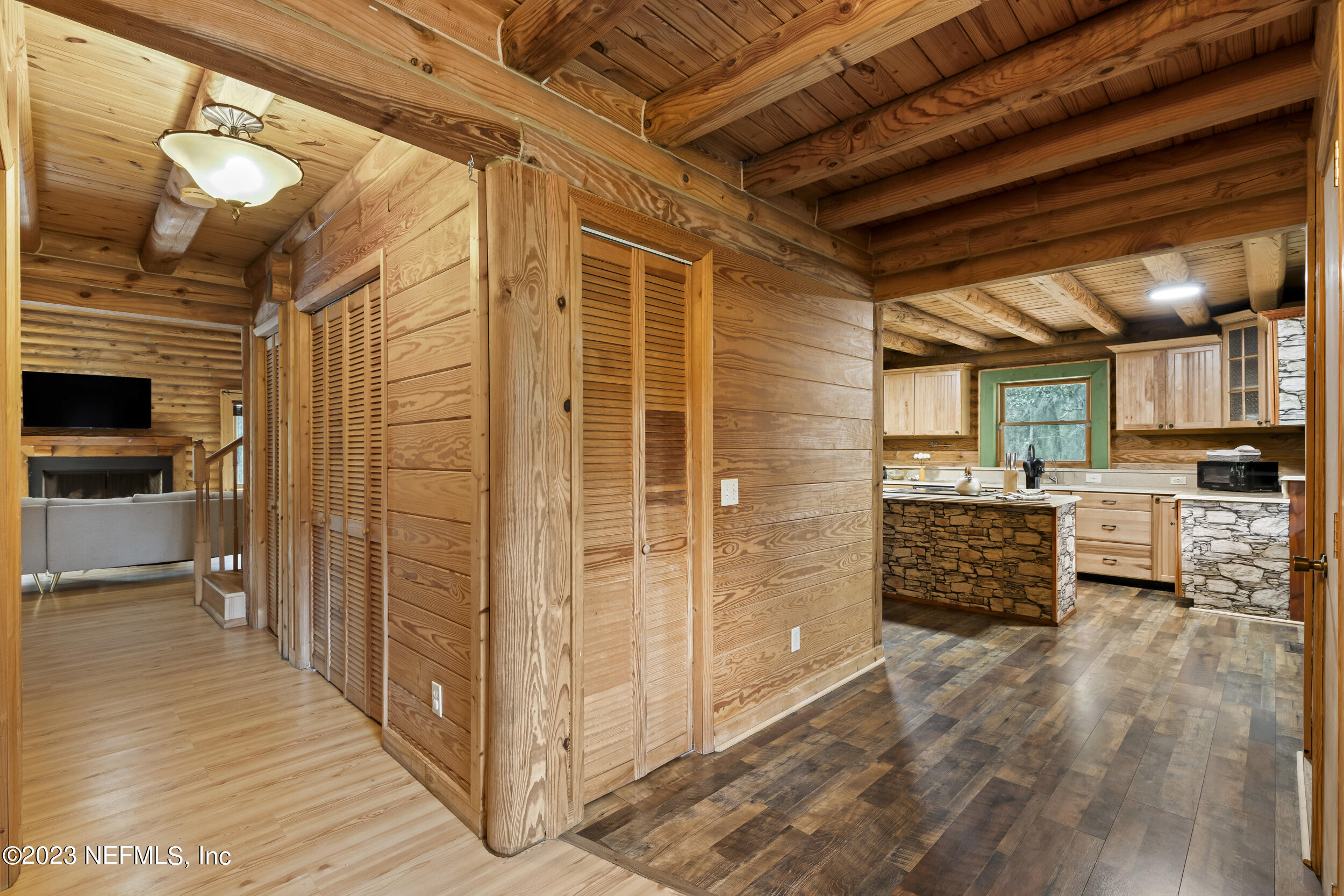 172 RANCHETTE Circle