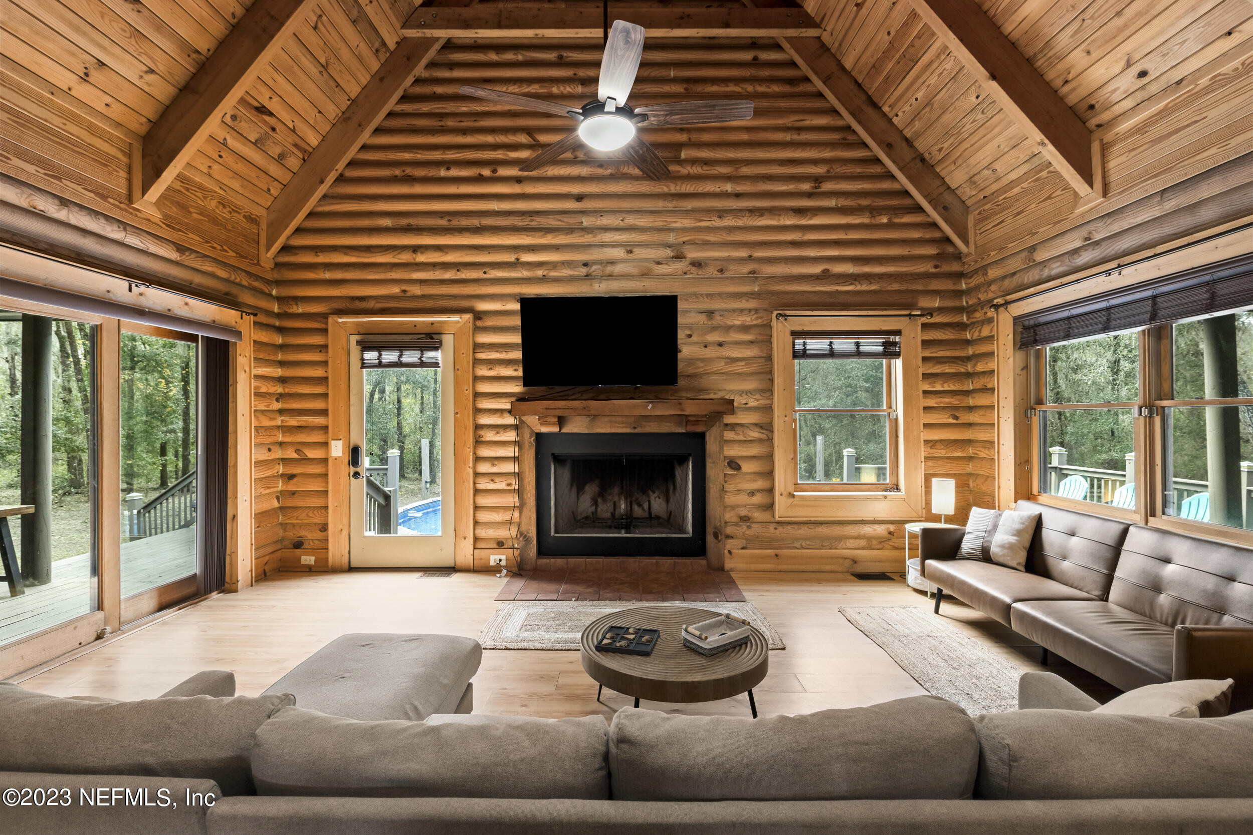 172 RANCHETTE Circle