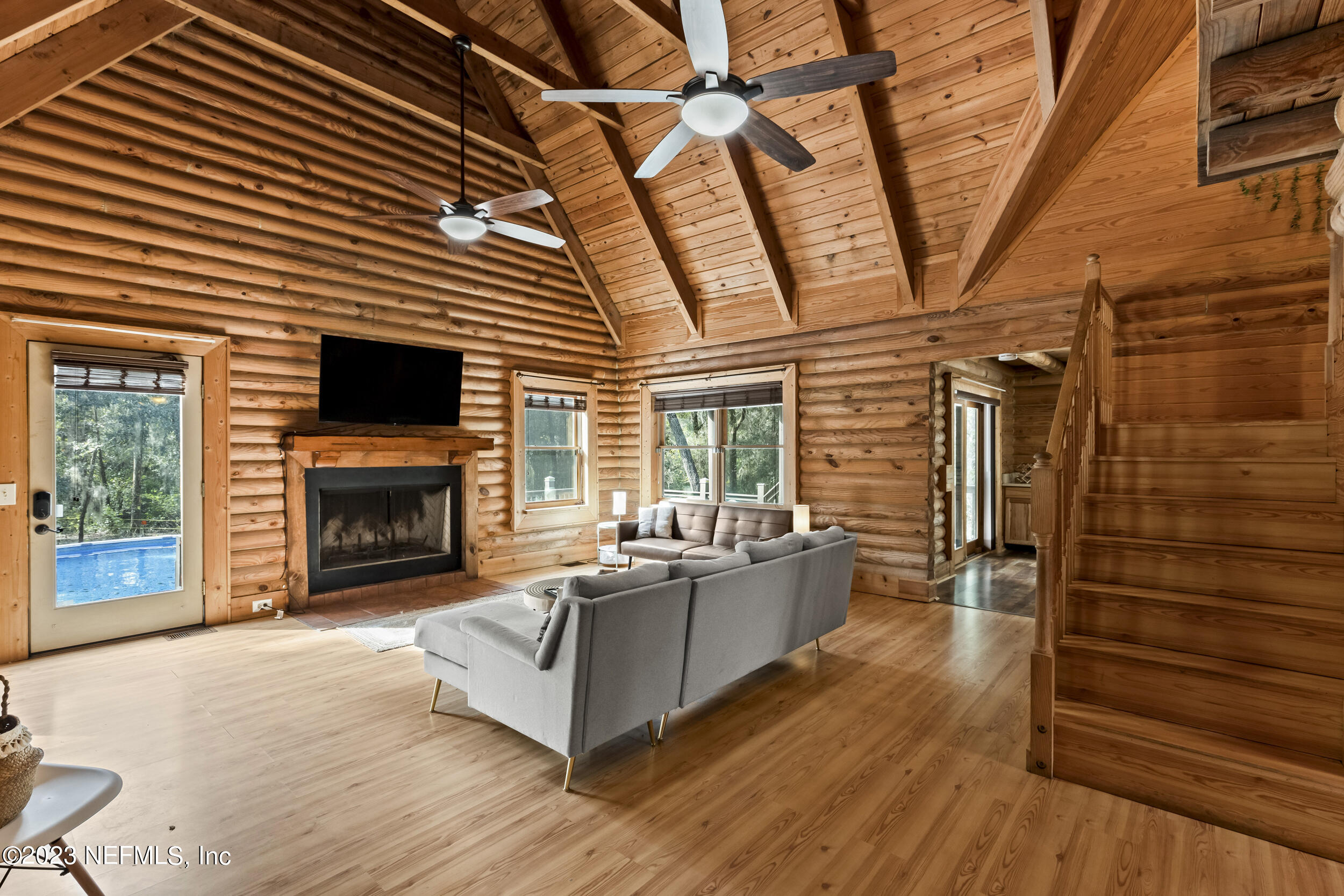 172 RANCHETTE Circle