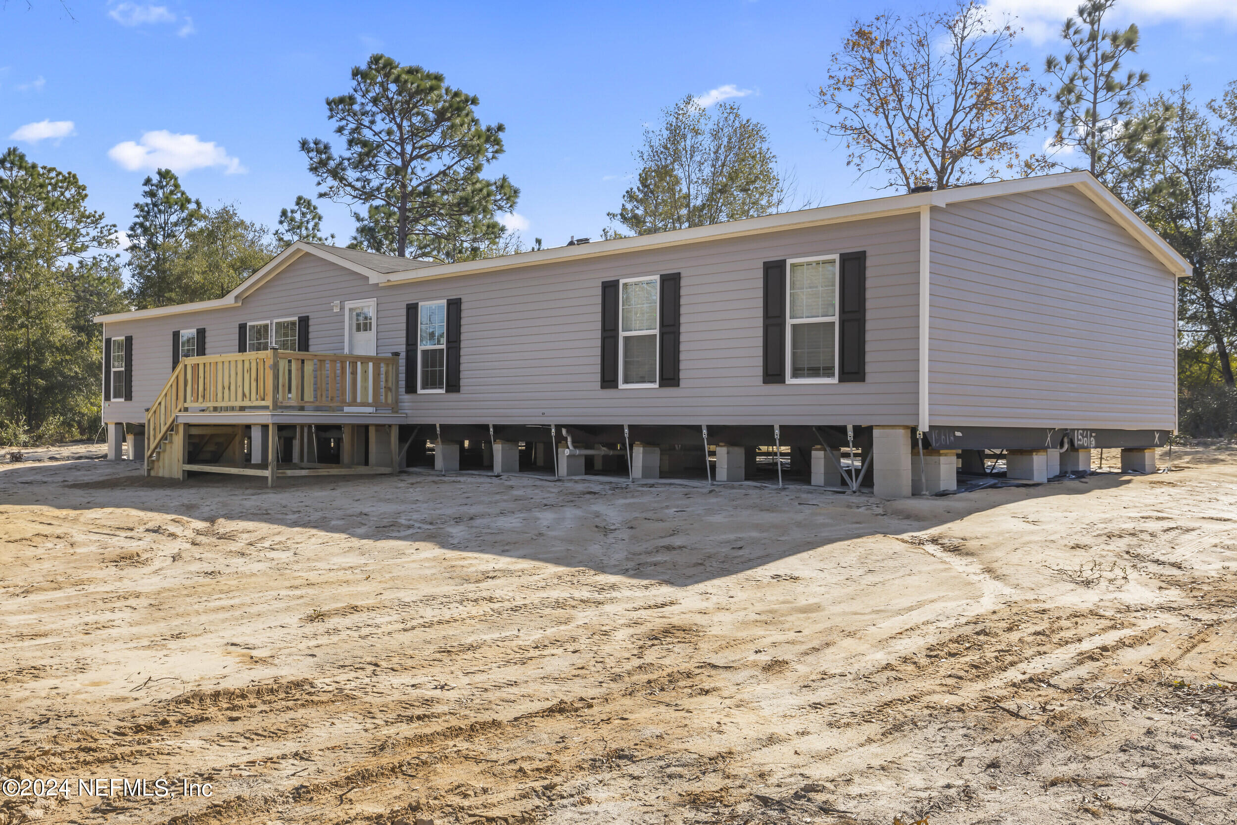 5809 HILLRIDGE Road