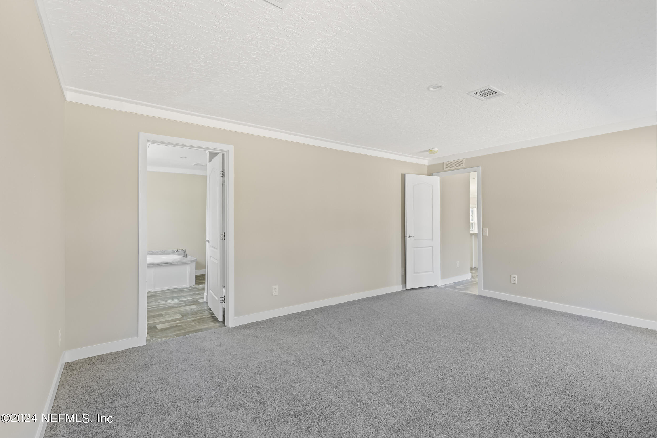 5809 HILLRIDGE Road
