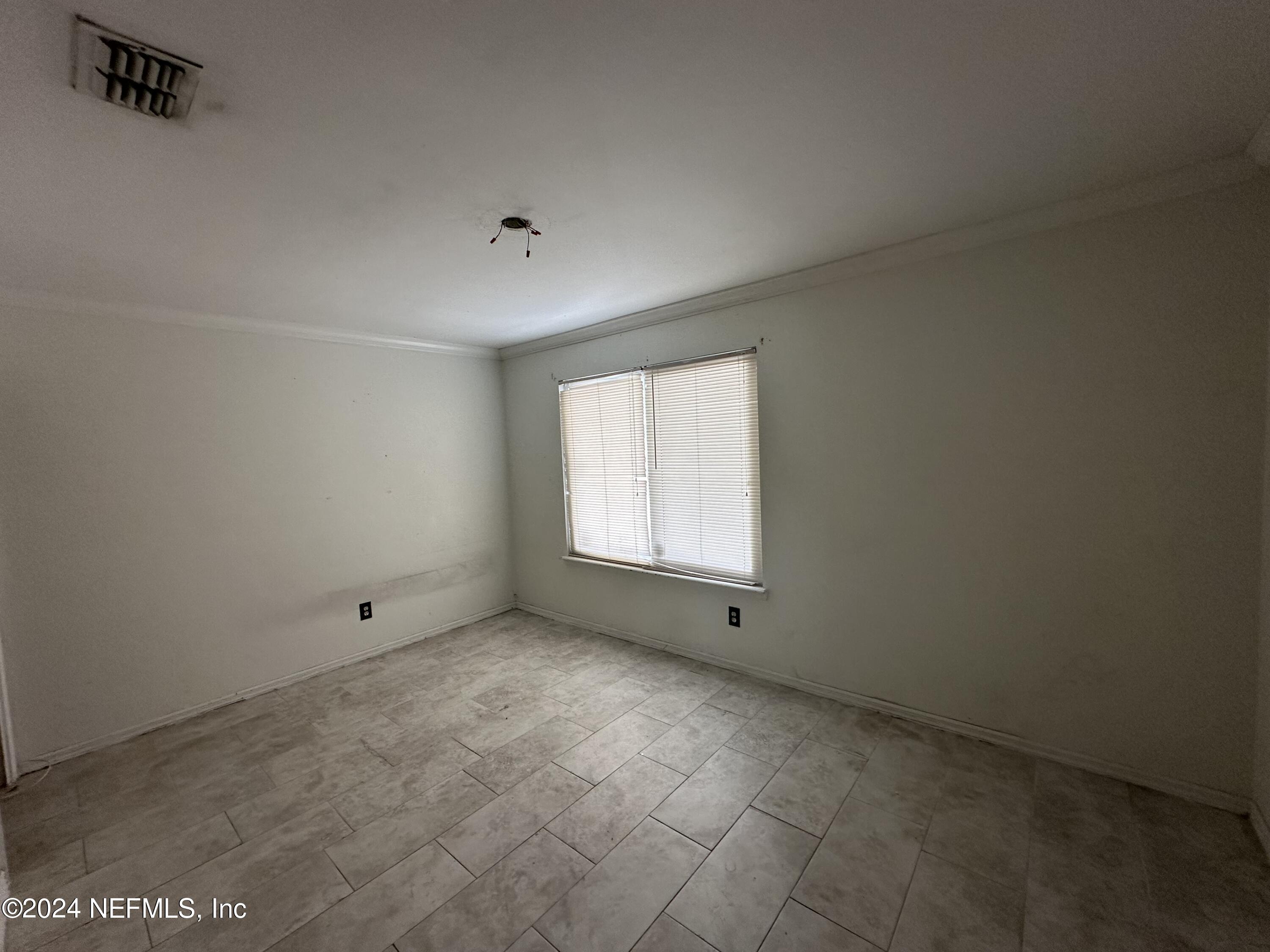 8479 PIKES PEAK Drive