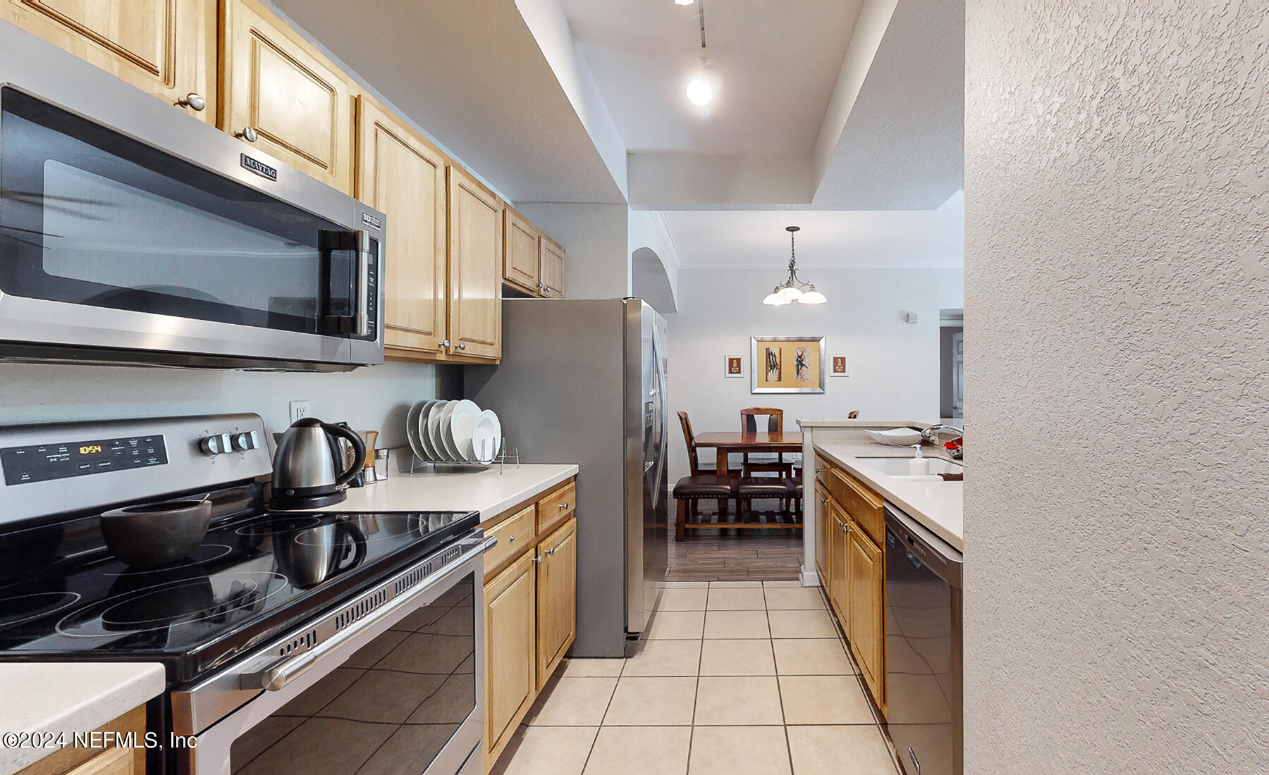 10075 GATE Parkway 3009