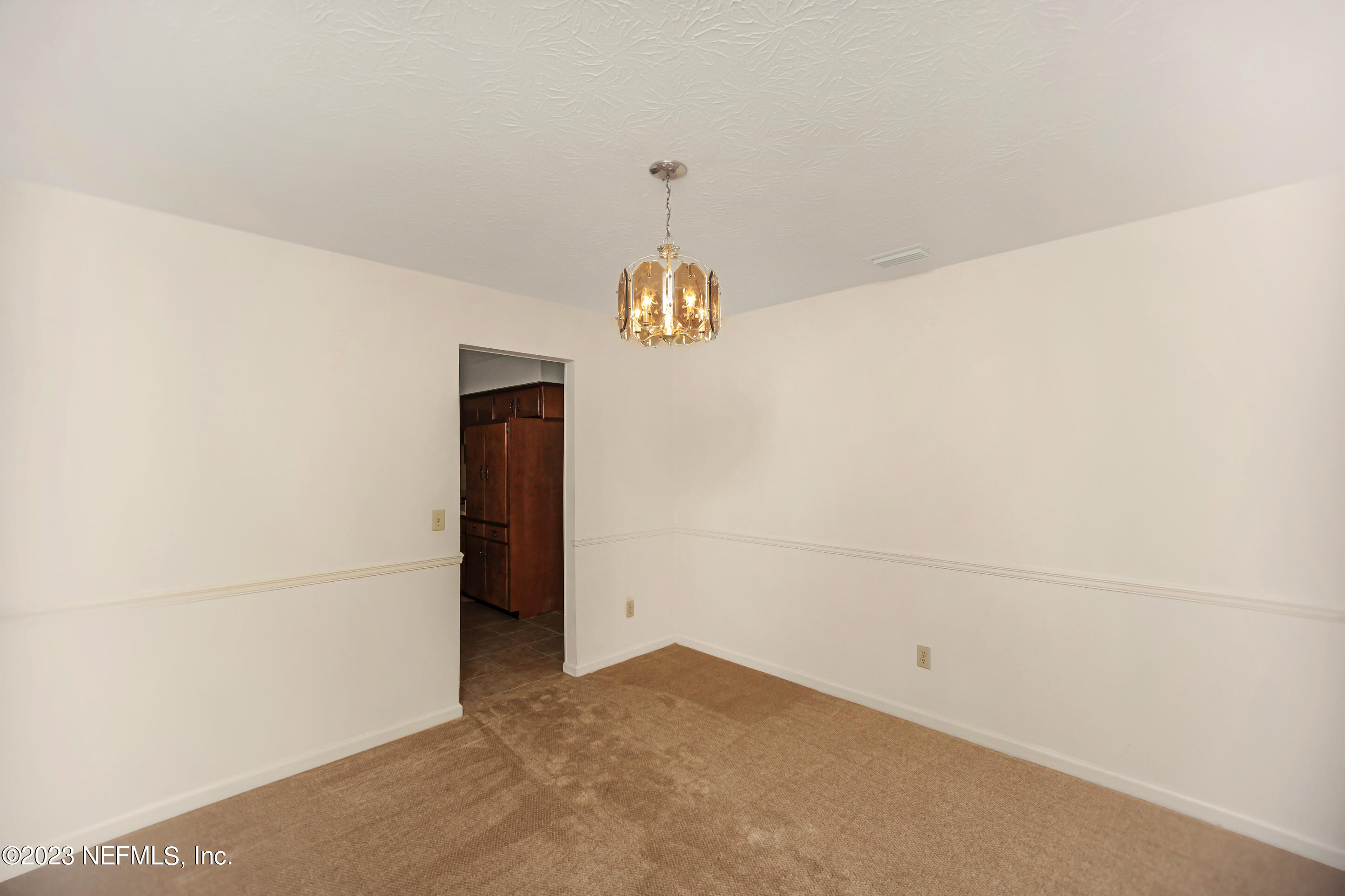 5319 SECLUDED OAKS Lane