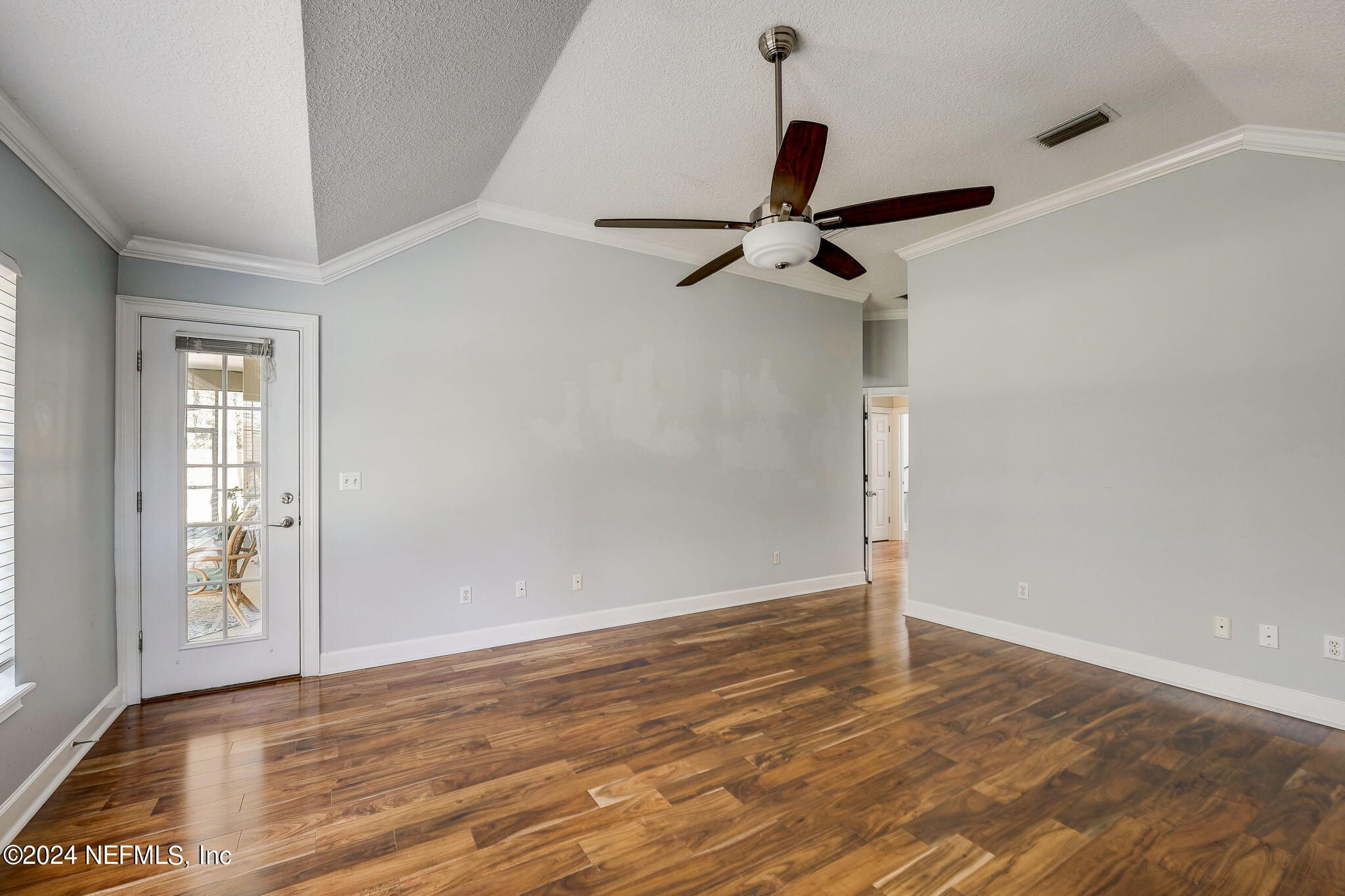 3682 CHERRY HILLS Court