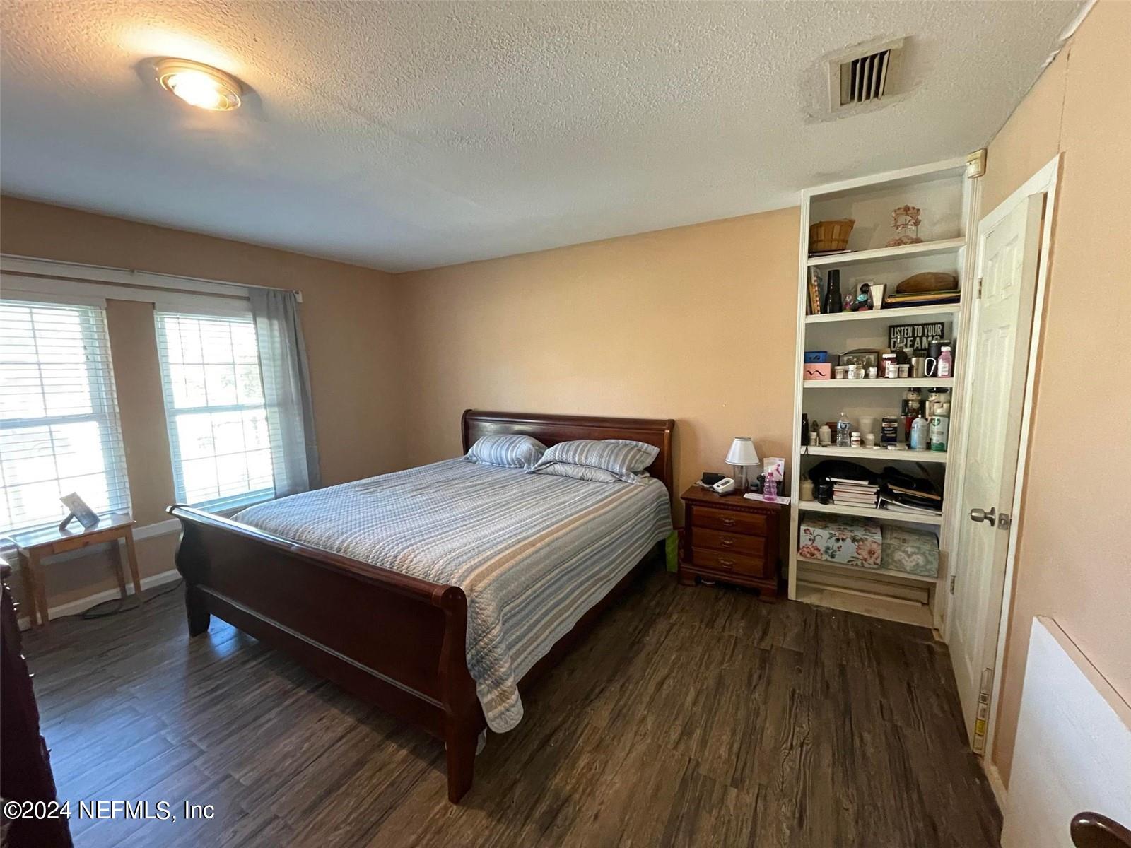 380 NW 3RD Street