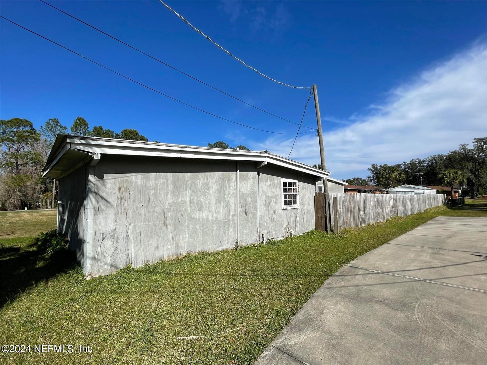 380 NW 3RD Street
