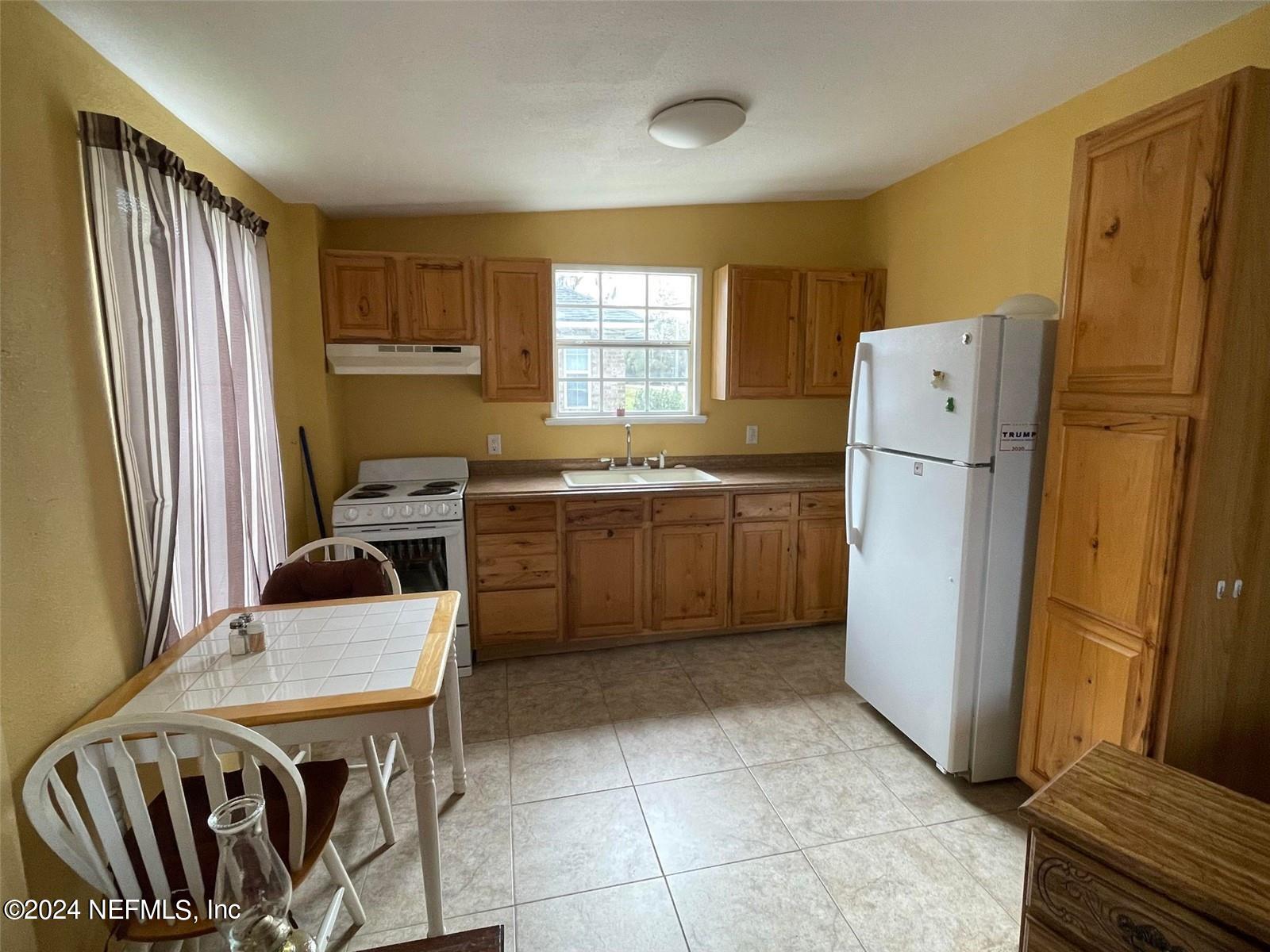 380 NW 3RD Street