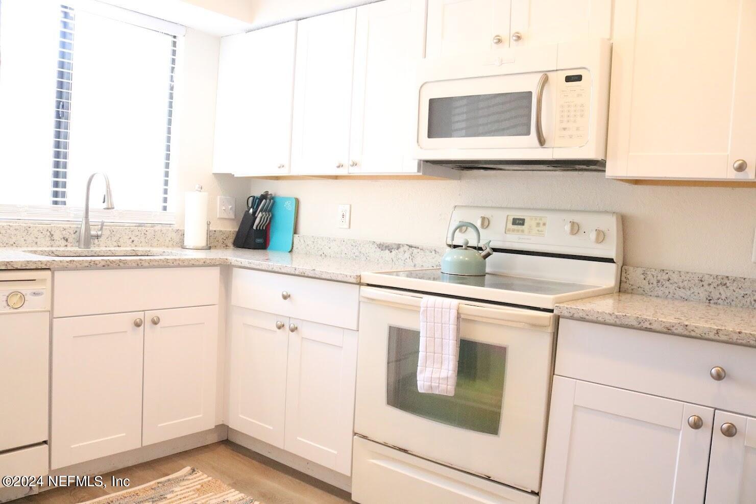 5811 ATLANTIC Boulevard, 23