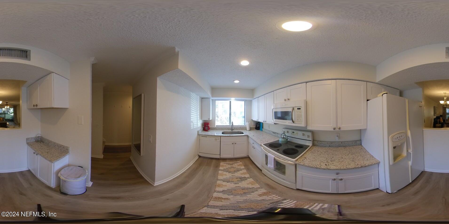 5811 ATLANTIC Boulevard, 23