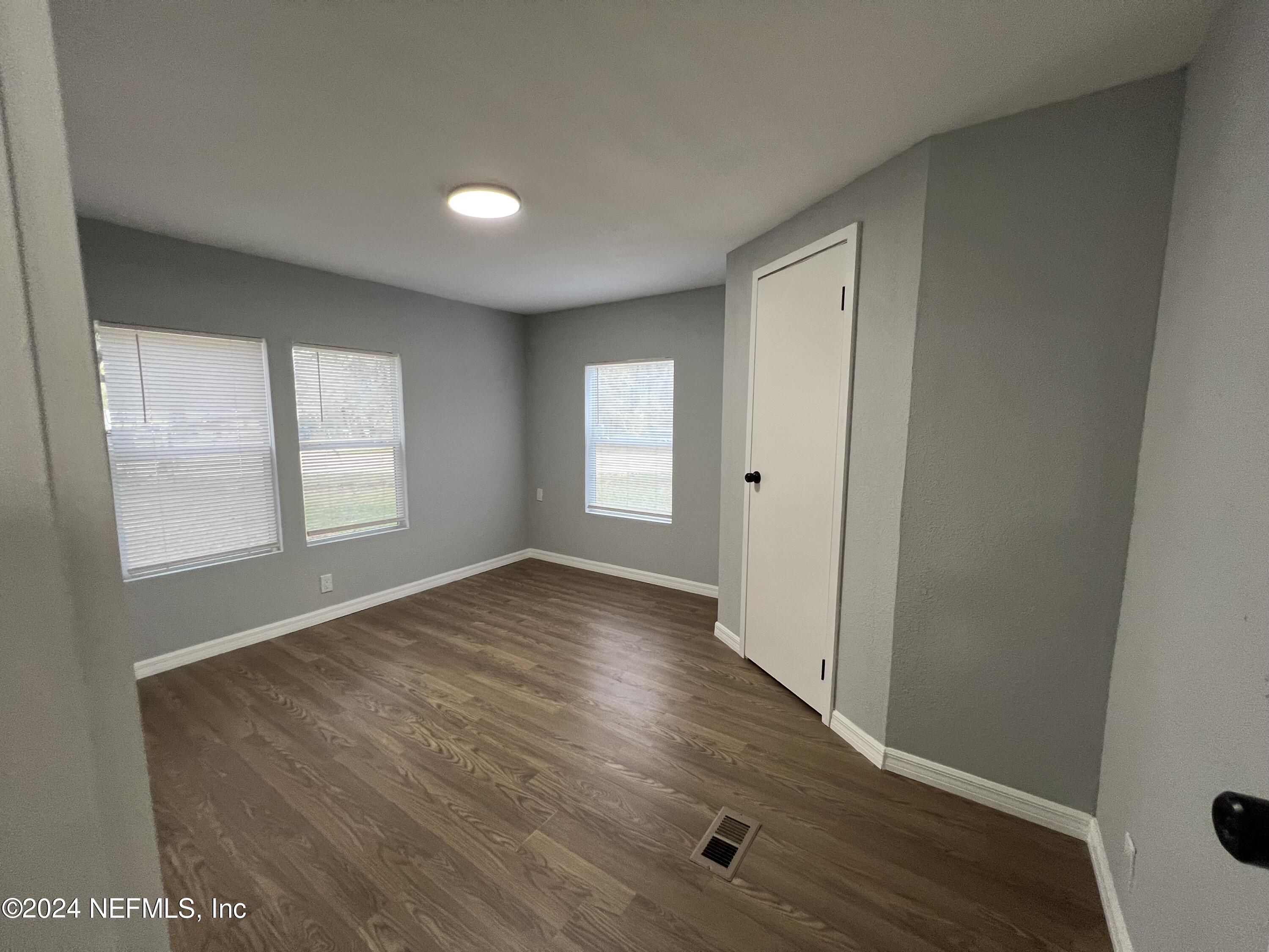 106 PINE Drive