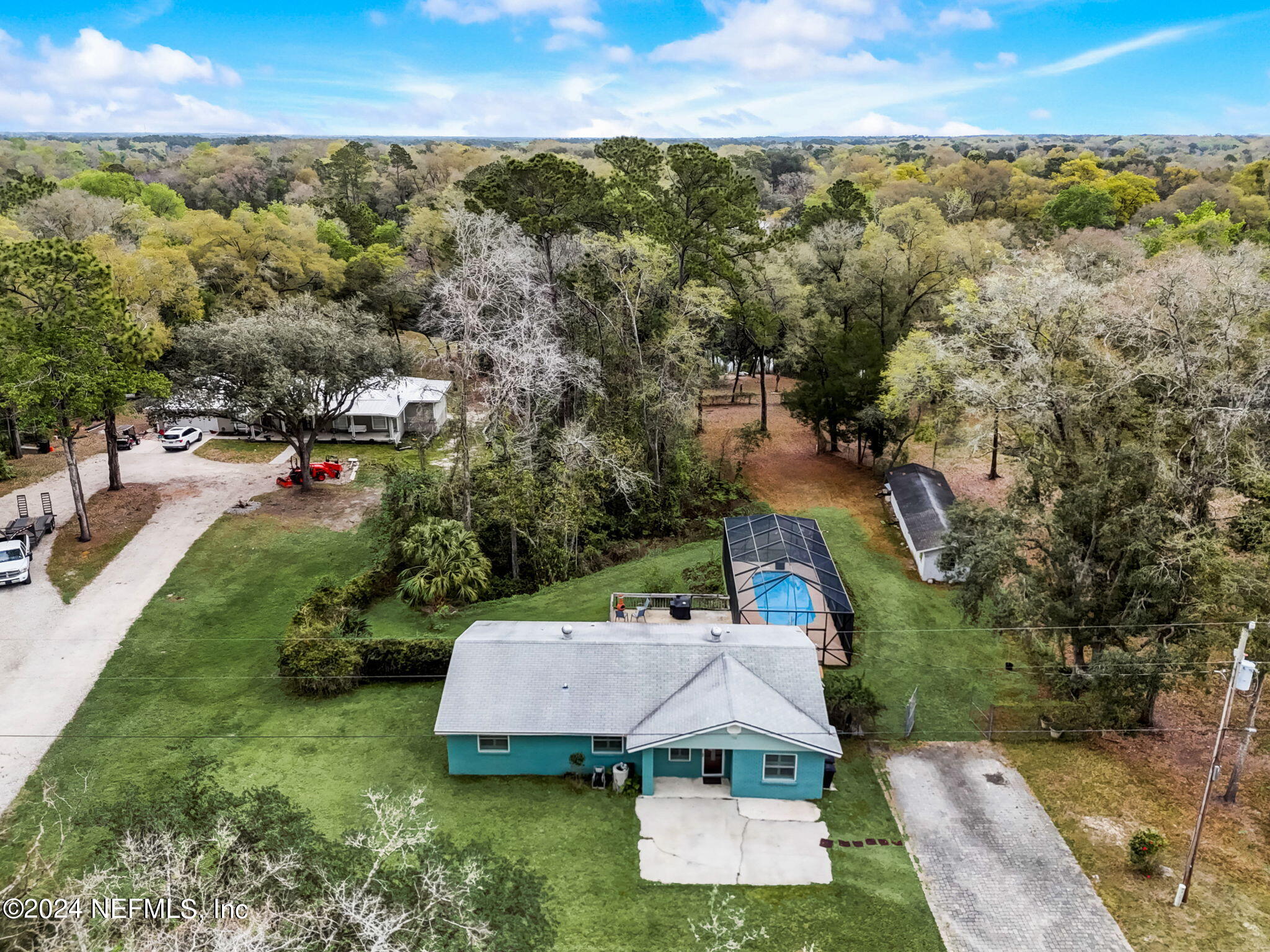 718 LAKE ASBURY Drive