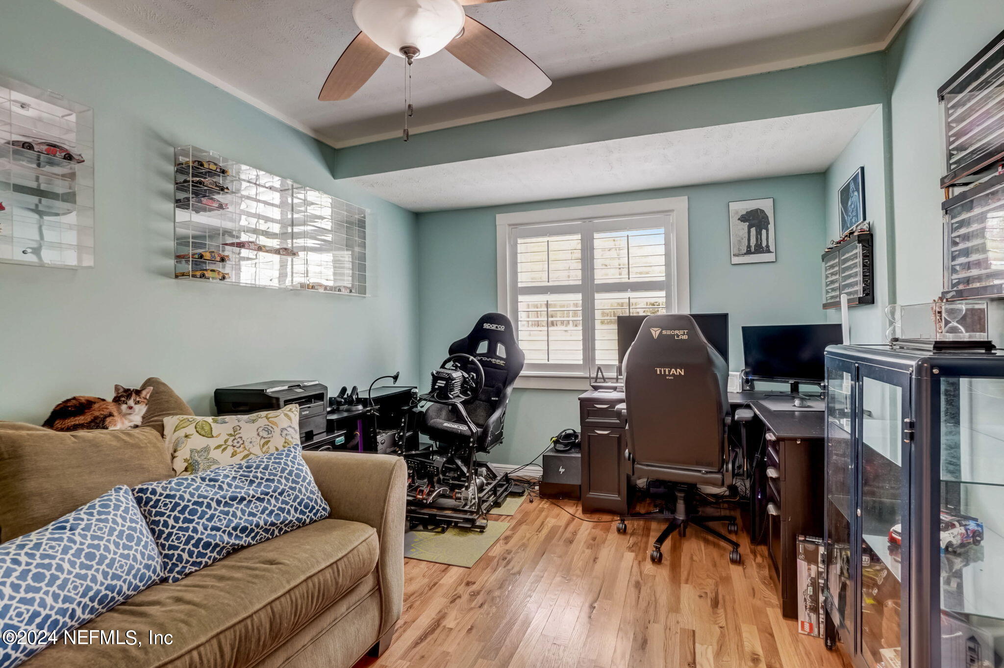 718 LAKE ASBURY Drive