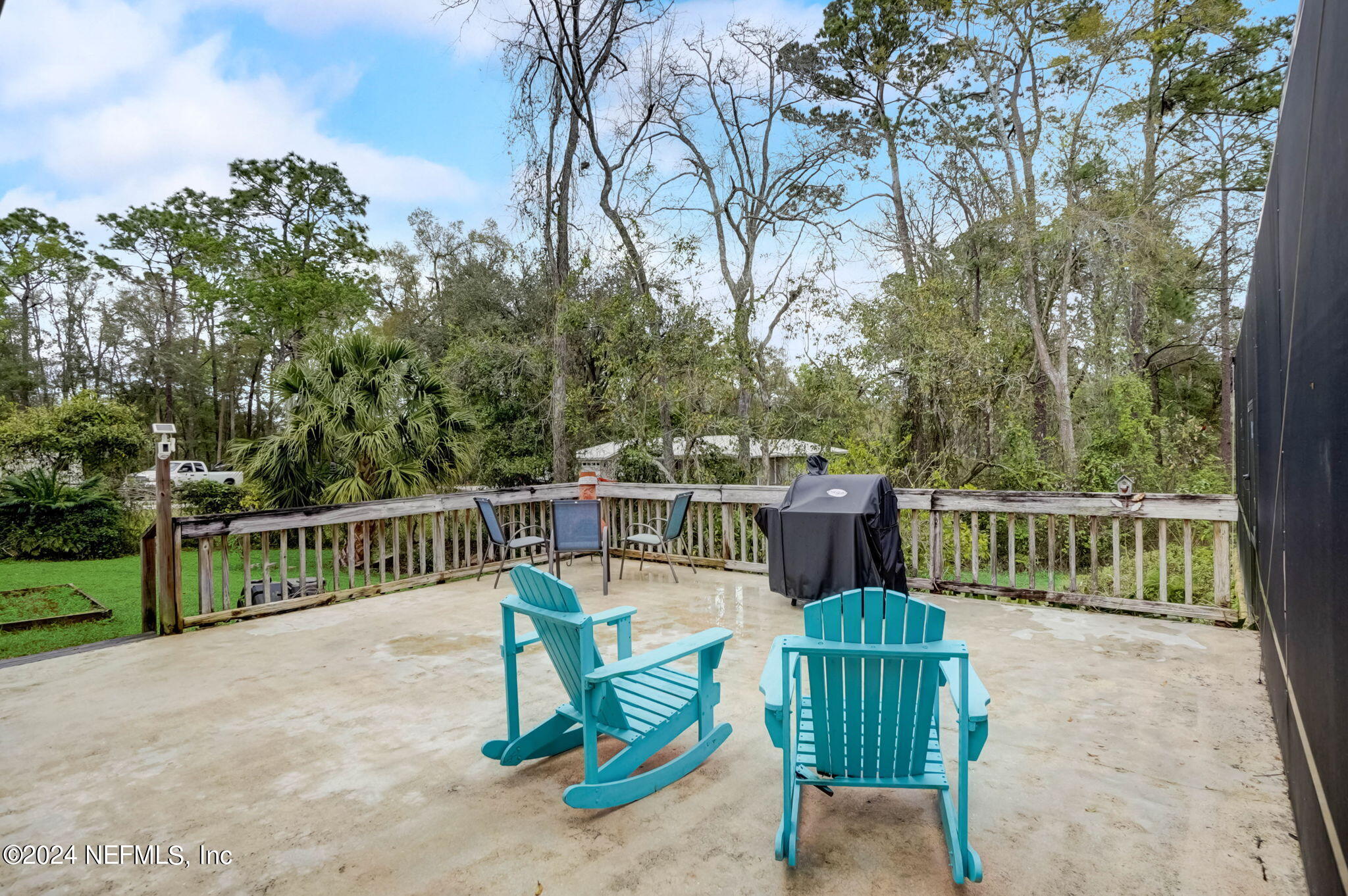 718 LAKE ASBURY Drive