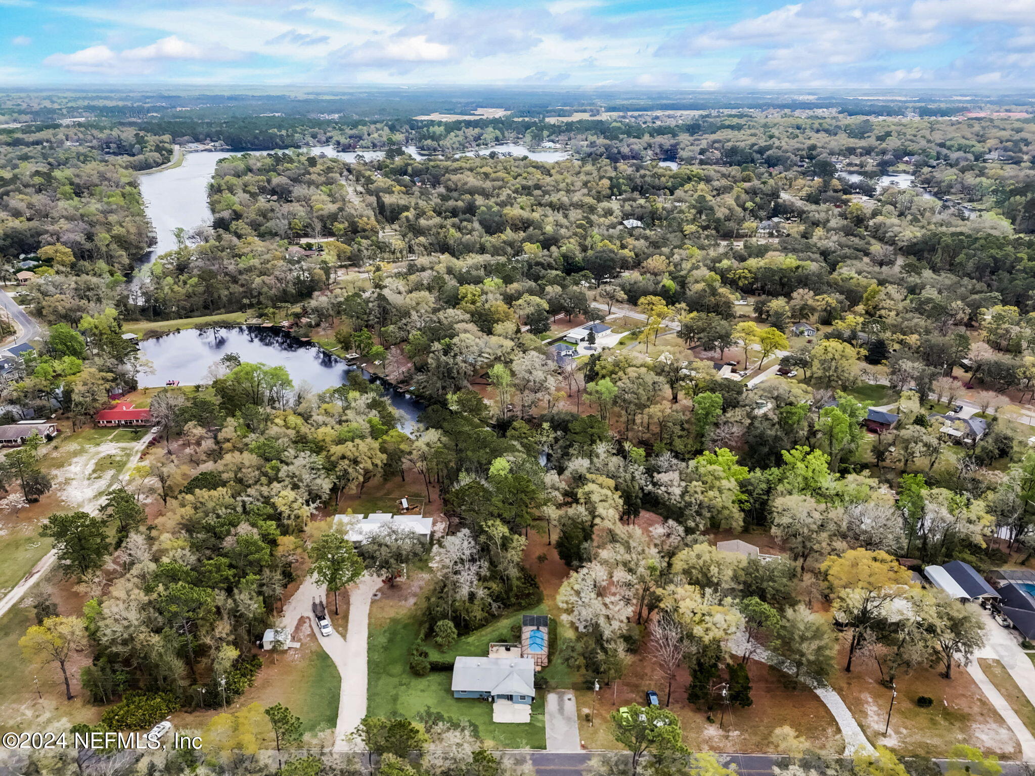 718 LAKE ASBURY Drive